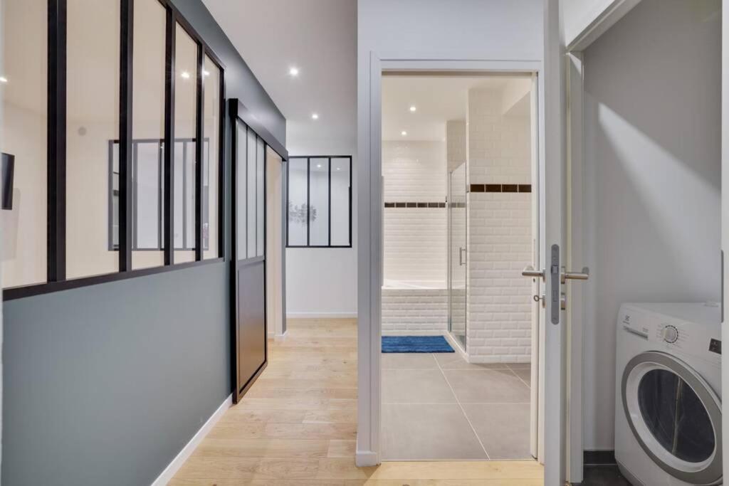 Suite Luxury Republique Paris Exterior photo