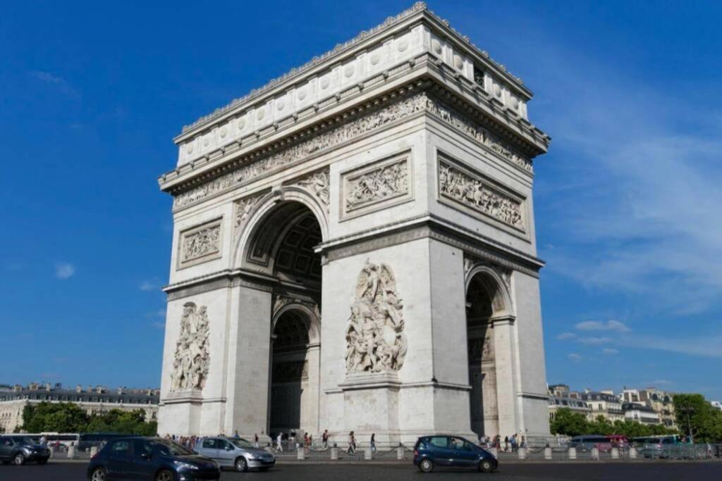 Suite Luxury Republique Paris Exterior photo